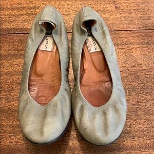 Grey leather Lanvin flats